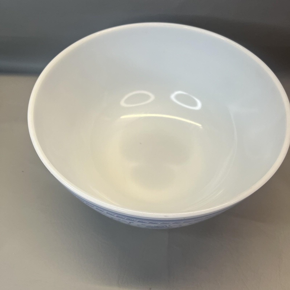 PYREX Brittany Blue 3 Qt Mixing Bowl 479-B 27 Floral Scroll USA Vintage 60s - Picture 2 of 10
